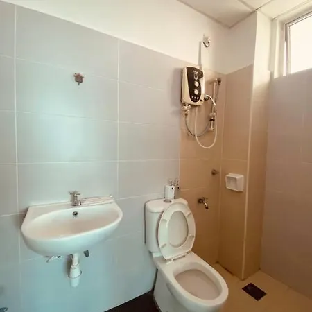 Mount Austin #Akademik Suite 3B2R 4-6Pax #Mspro Johor Bahru Exterior photo